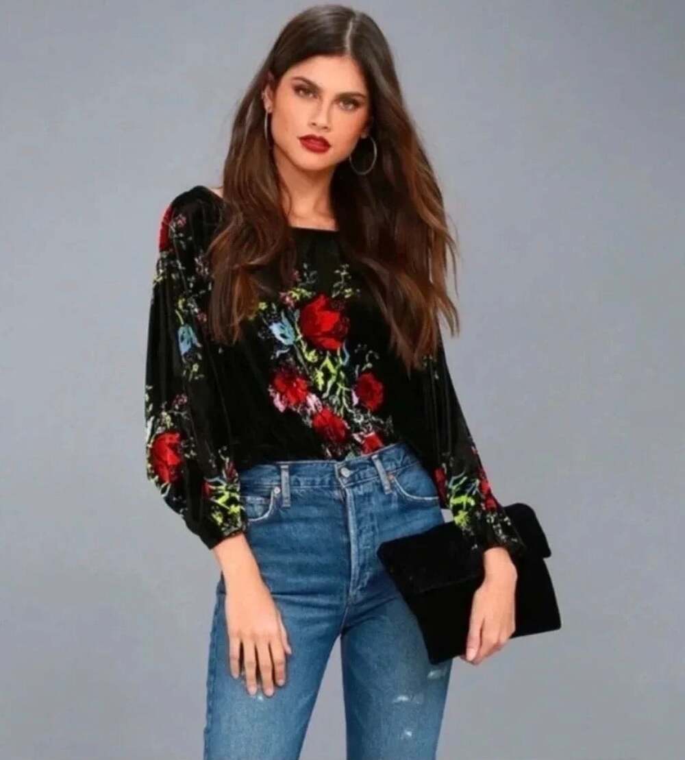 Intimately Free People Slouchy Black Beautiful Floral Velvet Bodysuit - Medium